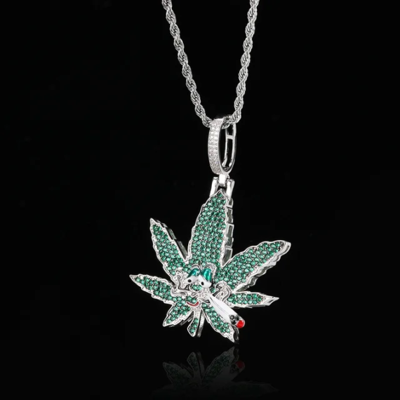 "HIGH WEED LEAF" Icedout Pendant